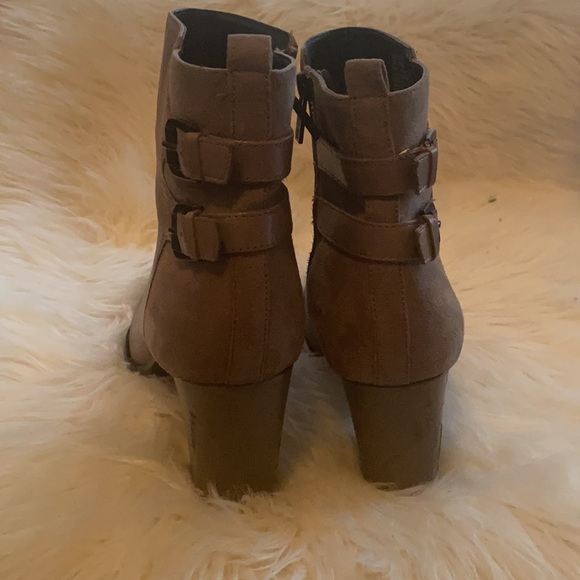 Kenneth Cole boots - Picture 4 of 6